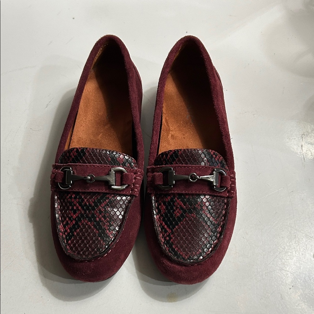 New Vionic Burgundy Leather and SuedeLoafers with Snake Print Detail, size 7.5